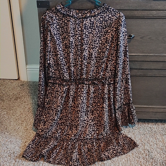 Pink Lily Black and Tan Floral Long Sleeve Mini Dress Size Medium - Picture 3 of 10